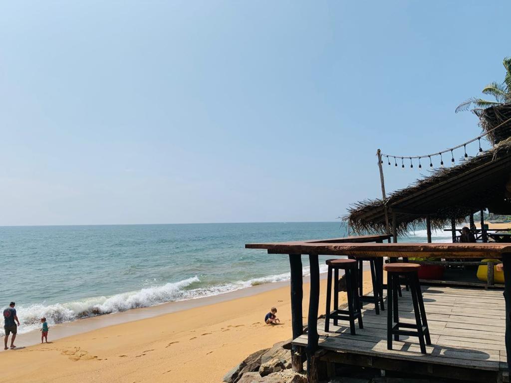 Backpack Beach Hostel & Reggae Bar Bussa Екстериор снимка