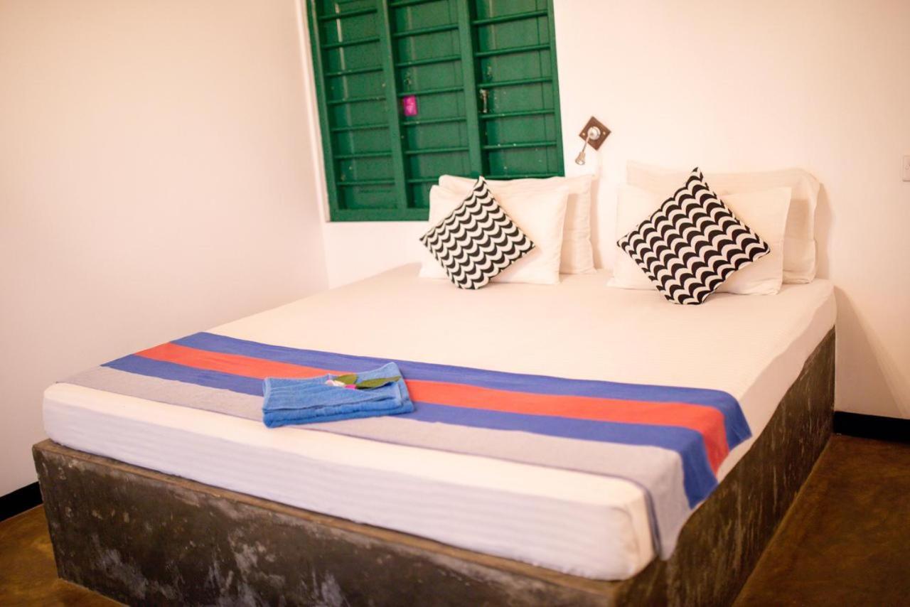 Backpack Beach Hostel & Reggae Bar Bussa Екстериор снимка
