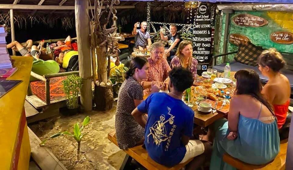 Backpack Beach Hostel & Reggae Bar Bussa Екстериор снимка